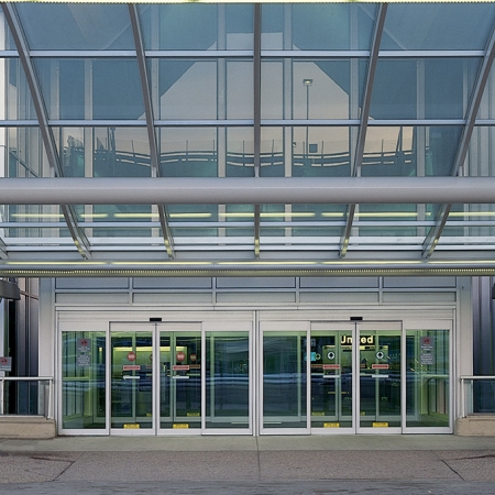 Pintu Otomatis Airport